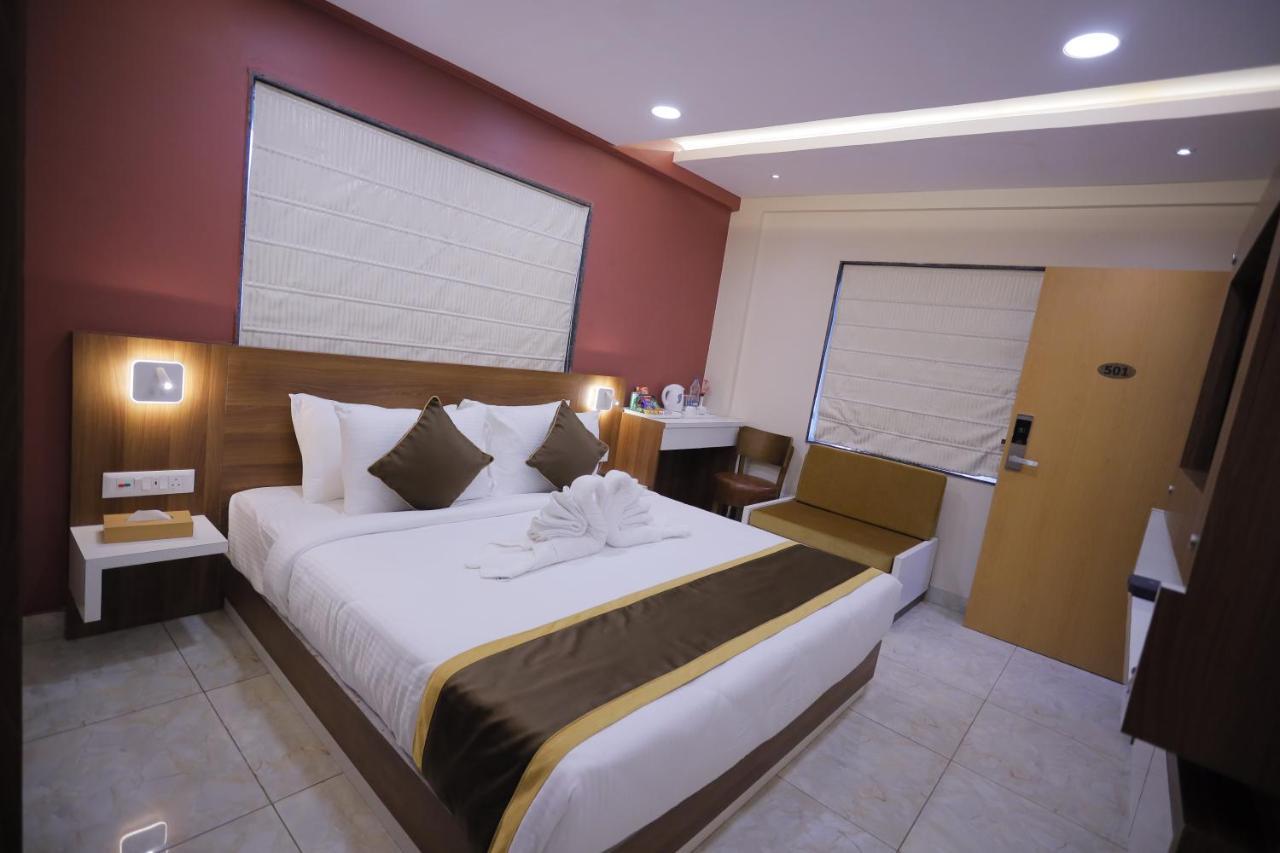 The Avenue Hotel Ballygunge Calcutta Exterior foto